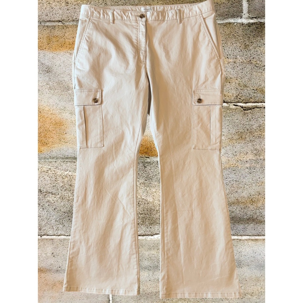 Banana Republic Authentic Chino Flare Cargo Pants Women's 16 Cream